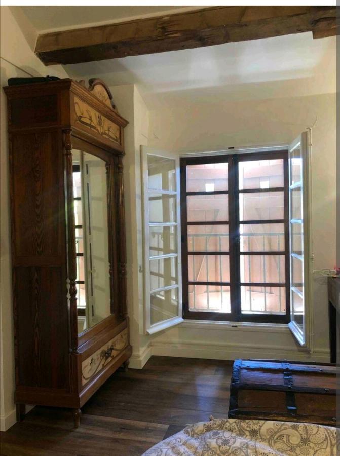 Loue maison de village à Hyères/ les Borrels Extérieur photo