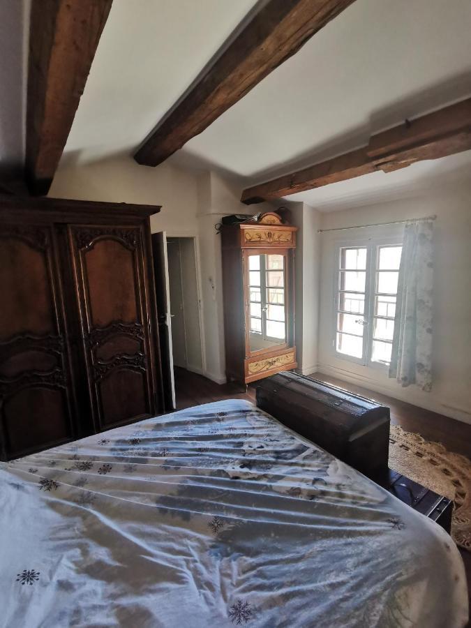 Loue maison de village à Hyères/ les Borrels Extérieur photo
